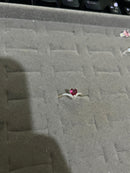 Anel Delicado com Pedra Coração em V Cravejado – Prata 925