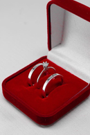 Par de Alianças Knype Elegance 3mm + Gravação de Nomes como Brinde