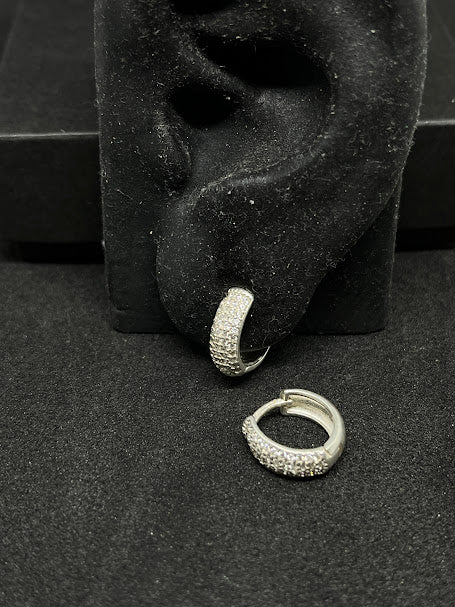 Par de Brincos Argola Cravejada 9mm