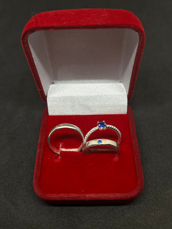 Par de Alianças Knype Rubi 2mm + Gravação de Nomes como Brinde