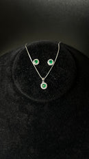 Conjunto Colar + Brincos de Redondo Cravejado Verde Em Prata 925 Legítima + Flanela Mágica (Cópia) (Cópia) (Cópia) (Cópia)